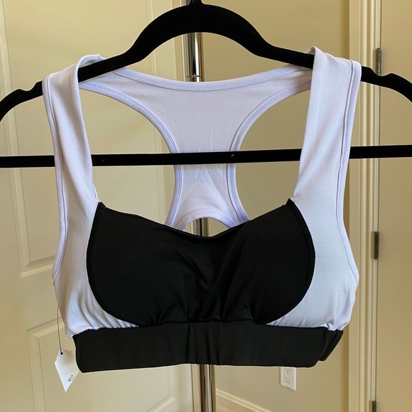 Black and white sports bra padded size small NWT - Picture 11 of 12